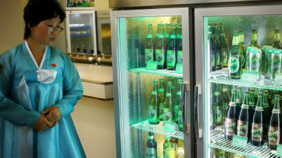 [서소문사진관]7가지의 북한 대동강 맥주 평양공장 들여다보니