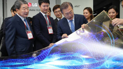 중국에 따라잡힌 LCD … 한국 OLED도 흔들린다