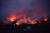 23일 그리스 아테네 라피나 지역이 불타고 있다. [AFP=연합뉴스]