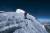 2001년 5월 23일 에베레스트에서 스노보드 하강을 하고 있는 마르코 시프레디. 세계에서 처음으로 성공했다. [중앙포토]