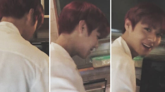 You Walk into a Cafe And There's a Part-timer That Looks Like JIHOON of WANNA ONE? 