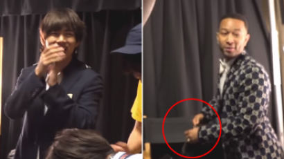 What JOHN LEGEND Handed BTS Members Who Were Thrilled to Meet Him