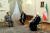 이란 테헤란을 방문 중인 이용호 북한 외무상이 8일 하산 로하니 이란 대통령을 만난 면담하고 있다. [EPA=연합뉴스]