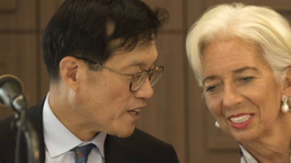 IMF국장 “한국 고령화 너무 빨라 10년후 유례없는 재정지출 증가”