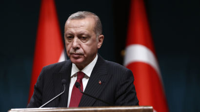 8개월간 리라화 40% 넘게 폭락···터키 IMF행 거부한 이유