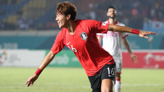 [속보] AG 한국, 바레인에 전반 3-0 리드 '황의조 멀티골'