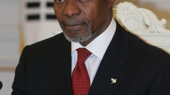 코피 아난 전 유엔 사무총장 별세…"위대한 지도자 잃었다"