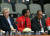 위도도 대통령이 대한민국 응원석을 보며 웃고 있다. 자카르타=김성룡 기자