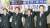 2000년 12월 30일 새천년민주당 의원 3명이 자민련 입당 후 김종필 자민련 명예총재(왼쪽 셋째)와 손을 들어올리고 있다. [중앙포토]