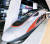 중국의 초고속 열차. 중국은 현재 상하이 푸동 공항과 시내를 잇는 31㎞ 구간을 8분에 주파하는 시속 430㎞의 초고속 자기부상열차를 운영 중이다. 2020년까지 최고 시속 600㎞의 자기부상열차를 개발해 세계 최고 수준의 철도 기술국으로 도약한다는 계획을 추진 중이다.