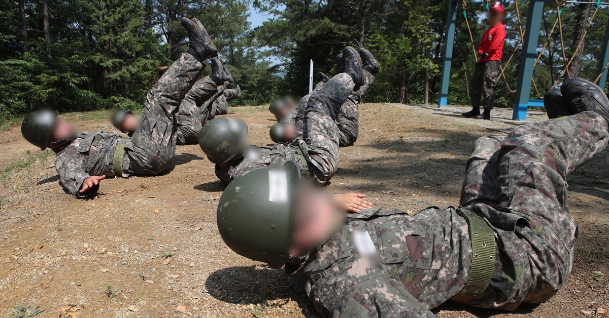 “제대하면 1000만원”…이대남 표심 잡기 제대군인 법안 봇물 | 중앙일보