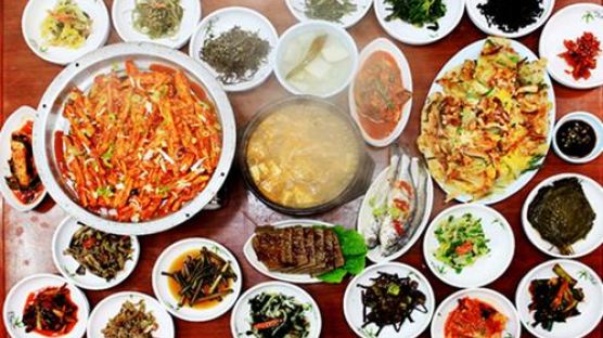 45년 깊은 손맛의 전통한식! 대둔산 맛집 ‘대둔산전주식당’