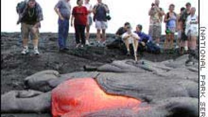 하와이 화산 흐르는 용암 '장관'