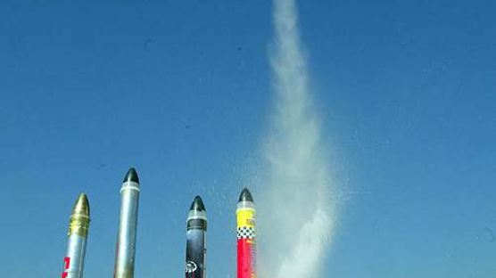 [사진] 물로켓 발사