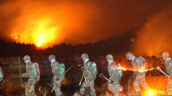 [사진] 속초 산불…2000여명 대피
