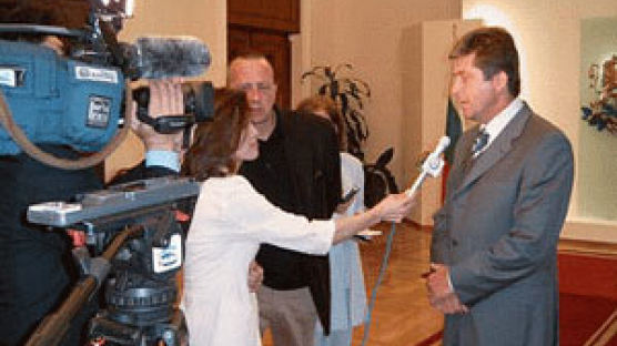 불가리아 대통령 "난 아리랑TV의 열혈팬"