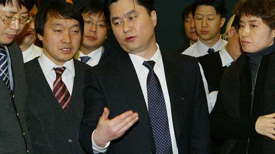 [사진] 기자간담회 참석한 김종민 청와대 대변인