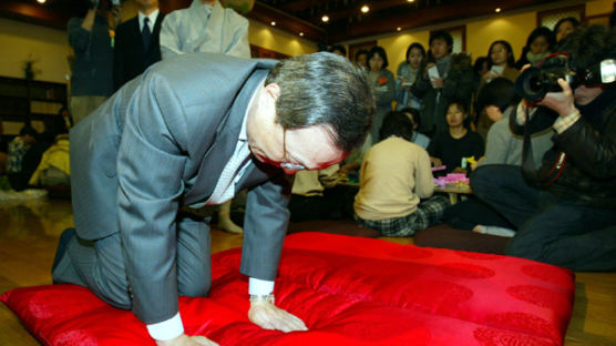 [사진] 총리의 단식중단 호소