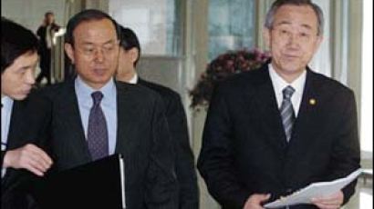 반기문 장관 기자회견 "북한, 무조건 협상 참여해야"