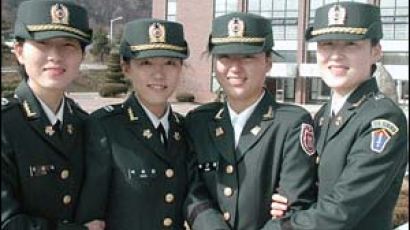 [사람사람] 육군 간부사관 임관도 '여성 파워'