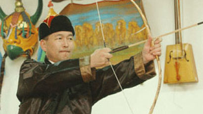 [사람 사람] "서울서 몽골 전통축제 '나담' 체험해 보세요"