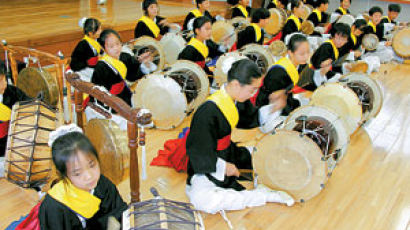 폐교 위기서 '명문' 변신