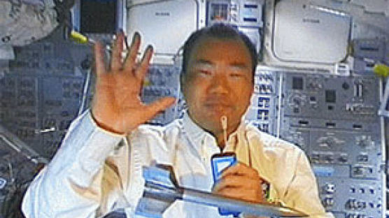 [아시아 人] 일본 스타된 우주인 노구치