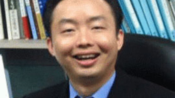 경찰청 김상우 경위 국제형사재판소 수사관