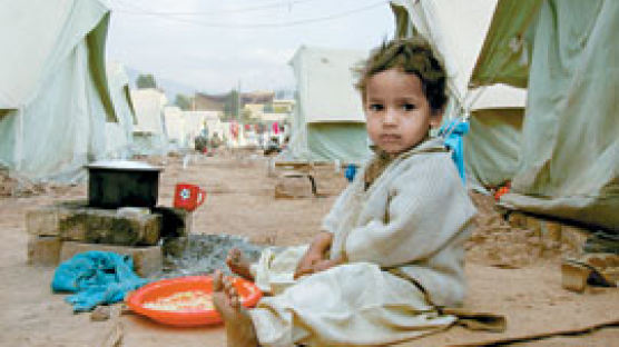 집 없는 파키스탄 난민 위해 코리안이 나섰습니다