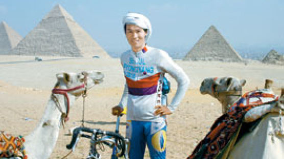 [사람 사람] 자전거 타고 101번째 나라 이집트에