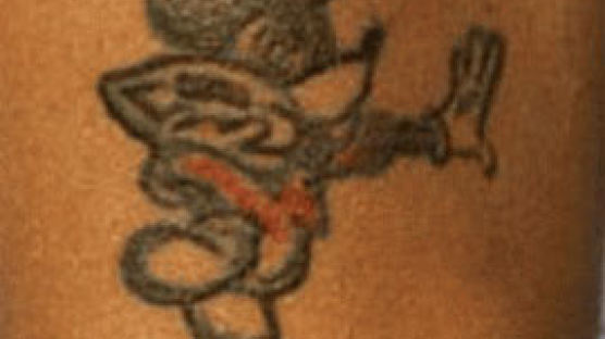 NFL 하인스 워드 어깨에 한글 문신