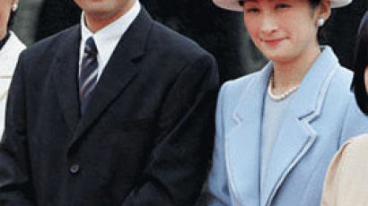 일본 여왕 즉위 인정 '왕실전범' 개정 급제동