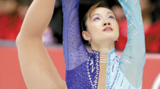 일본, 피겨서 토리노 첫 금메달