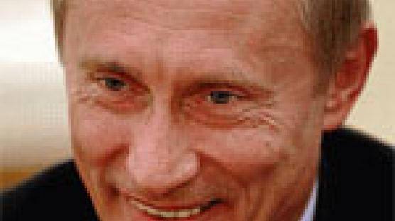 "이젠 세계적 지도자로" 이미지 부각 나선 푸틴