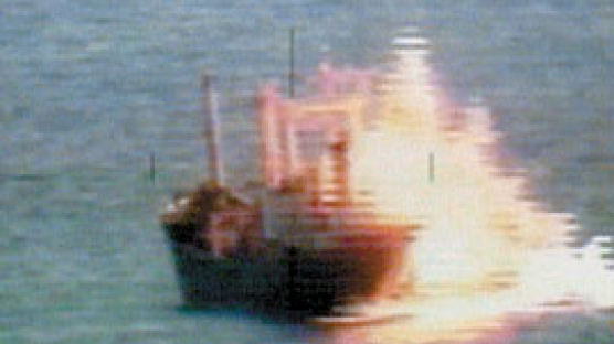 호주, 2003년 나포한 북한 선박 목표물로 폭격 훈련
