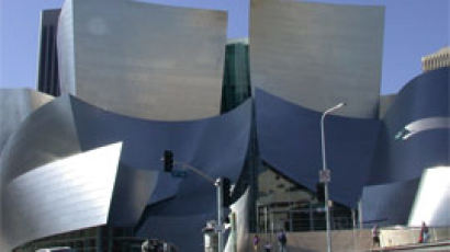 LA의 상징 아이콘이 된 디즈니홀