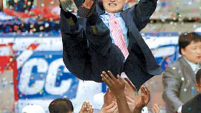 농구장에 '천둥' 함성 … 삼성 썬더스, 5년 만에 우승