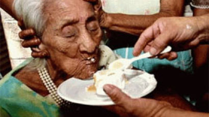 엘살바도르 할머니 128번째 생일 파티