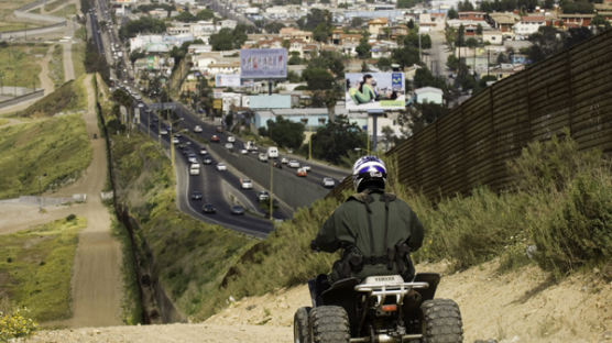 [사진] 미국 - 멕시코 국경 경비 강화