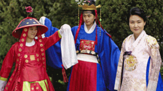 조선 궁중 무용수들은 어떤 춤복을 입었나