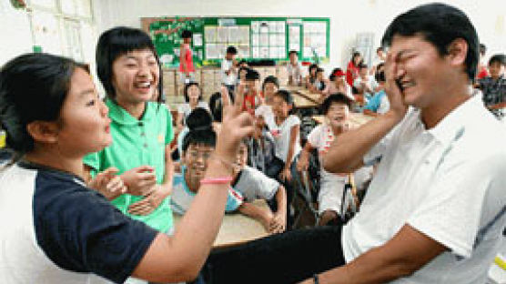 "꼭 때려야만 말 듣나요" … 교육효과 있어야