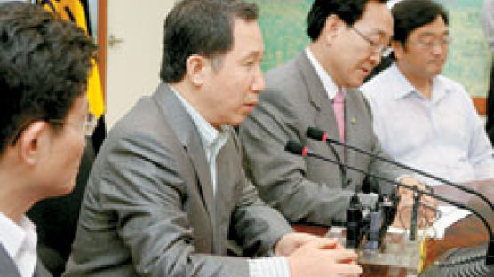 김병준 부총리 사퇴 거부 - 당·청 관계 최악