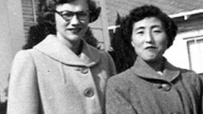 이희호 여사 - 미국 여성 '54년 펜팔 우정'