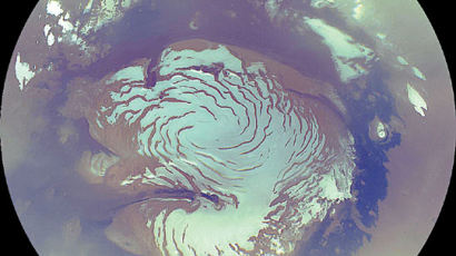 [사진] 탐사선이 찍은 화성…얼음이 덮은 극지방