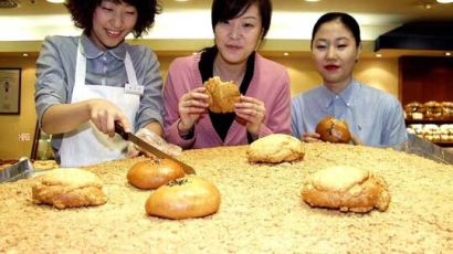 [사진] 이렇게 큰 빵 맛 보셨나요?