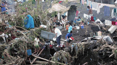 필리핀 초대형 태풍 … 388명 사망, 96명 실종