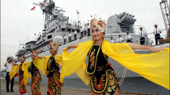 [사진] 중국 구축함, 인도네시아 방문