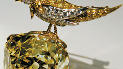 [사진] 128.54캐럿, 세계 최대 황색 다이아몬드
