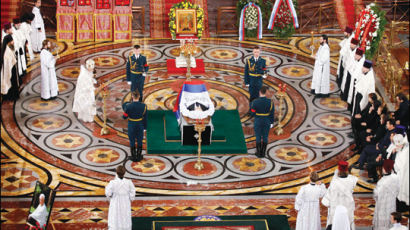 [사진] 구세주 대성당에 안치된 옐친