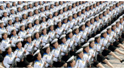'노쇠한 북한 군부' 70~80대 '혁명 1세대' 요지부동
